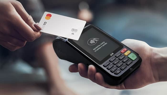 Maquininha c6 pay com tecnologia NFC e cartão contactless do c6 bank